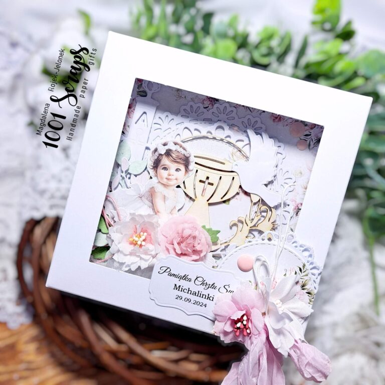 kartka na chrzest dla dziewczynki w ozdobnym pudełku